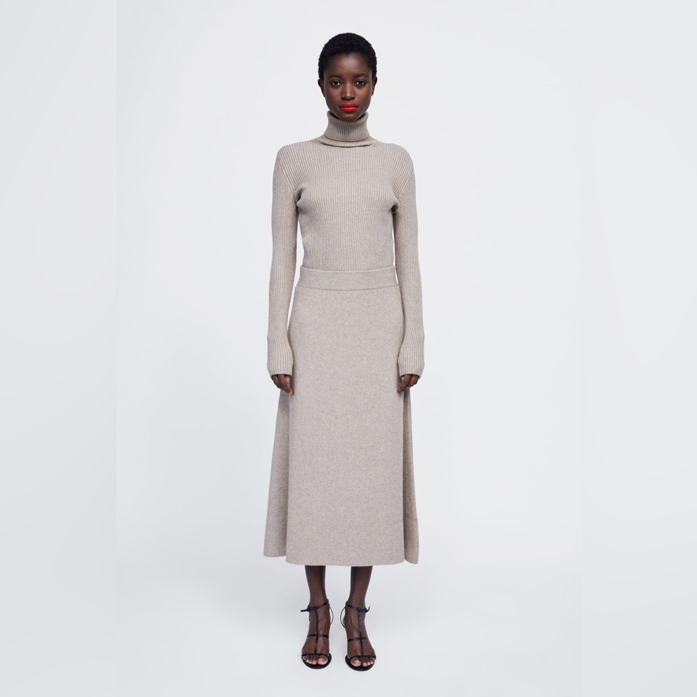 ZARA A-Line Knit Midi Skirt – Neutral Beige Size Medium M